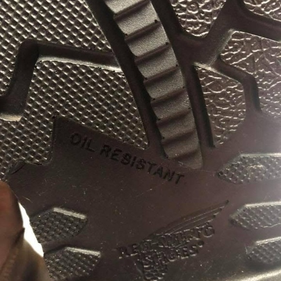 Men’s 11.5 redwing ASFM F2892-11 EH rated soles, waterproof,8” high boots New